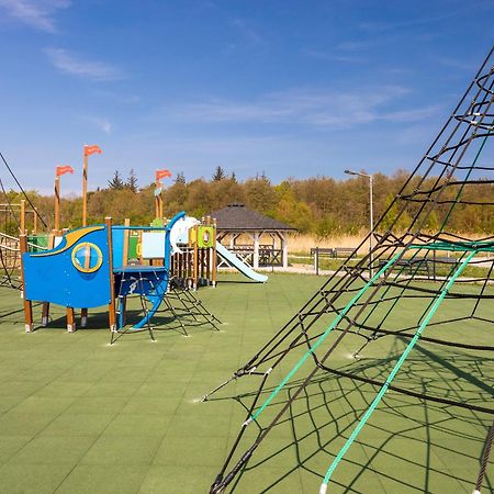 Apartamenty Sunset Resort Surfingbird Grzybowo Гжибово Екстериор снимка